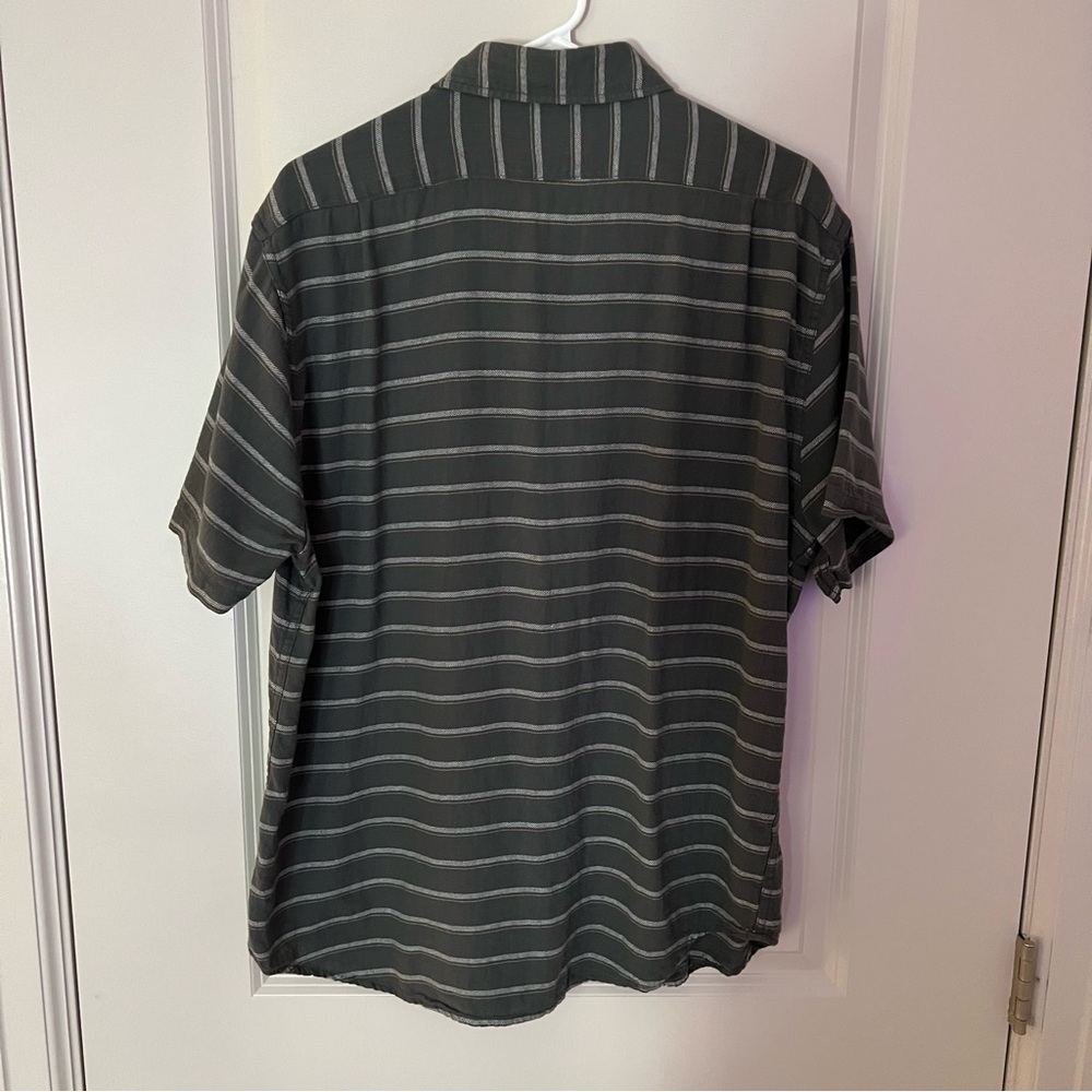 The Normal Brand mens short sleeve striped button down shirt | size Extra Large - Picture 9 of 11